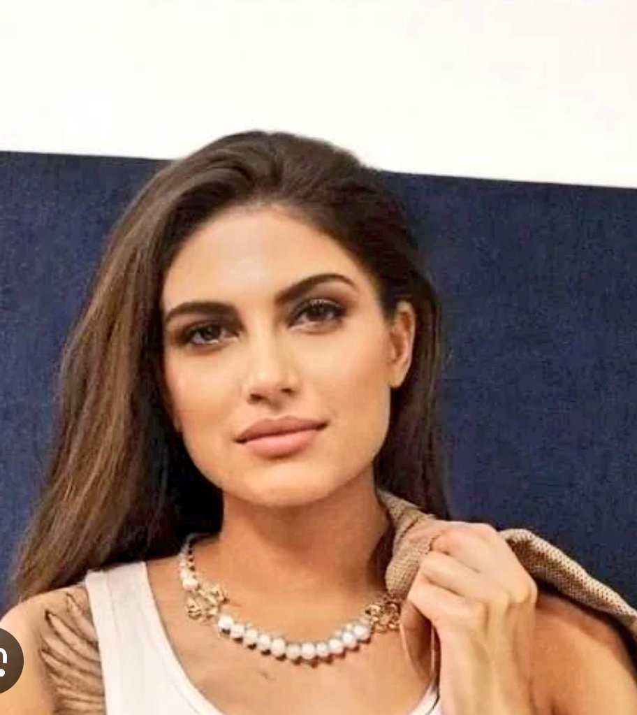 thomas__huji's tweet image. Gill is more female than this 🤣.