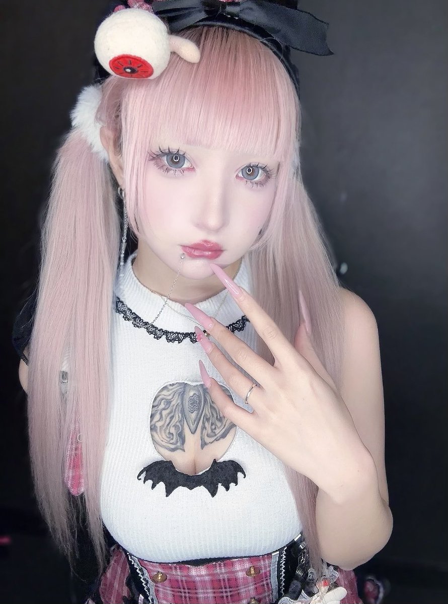 ぴあいん👻
寒くて毎日コンビニの暖かい飲み物のやつ買っちゃう☕️ふゆだねぇ…
ご帰城おまちしているよ~！
#でぃすとぴあ