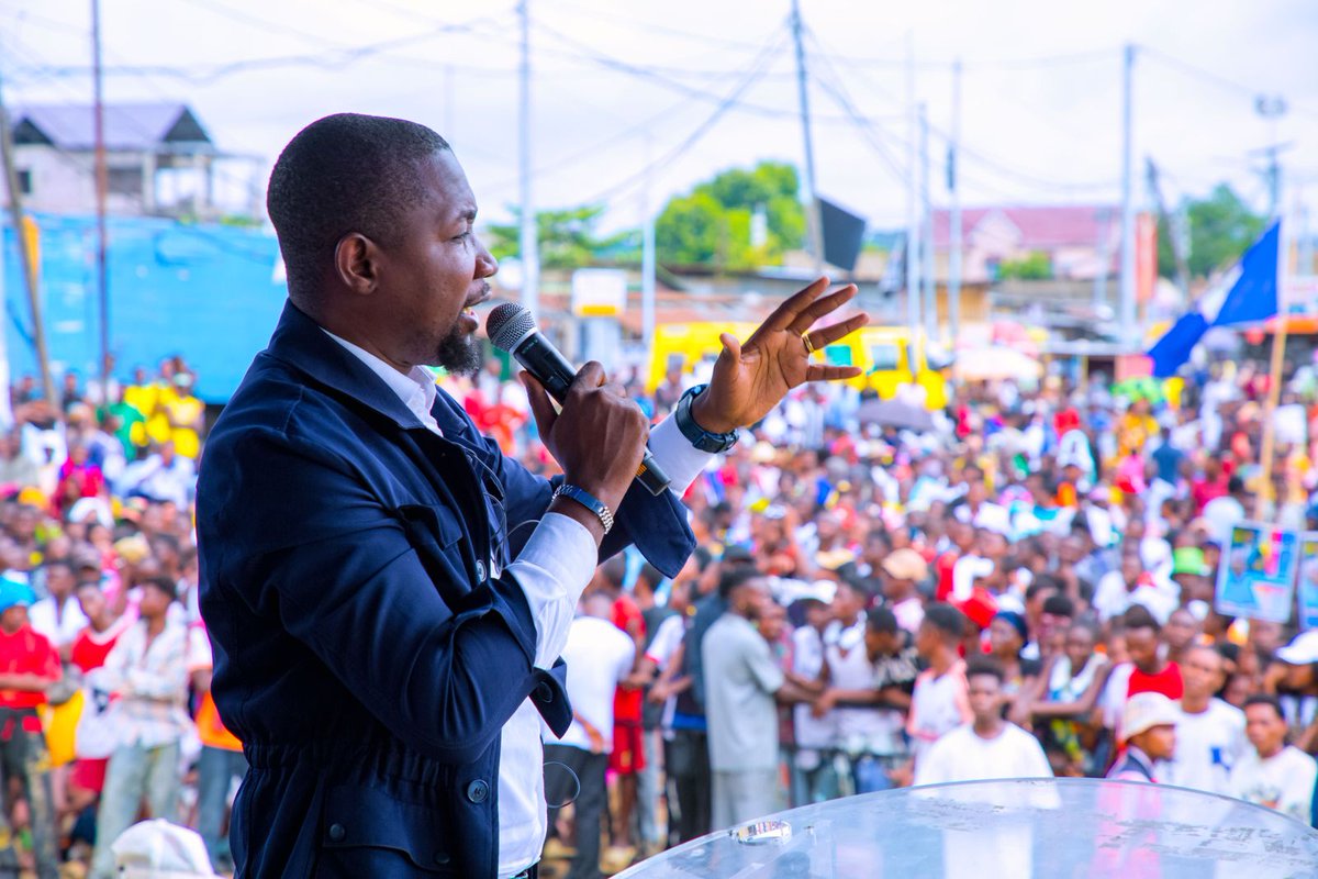 HMonginda's tweet image. #RDC Réagissant aux propos du ministre de la communication et médias @PatrickMuyaya, le SG #ENVOL @RBEKOLA S&apos;indigne 👇

&quot; La folie de ce régime ne se cache même plus. Comment se dire souverainiste tout en légitimant, même indirectement, la balkanisation du pays ? &quot;

#scandale