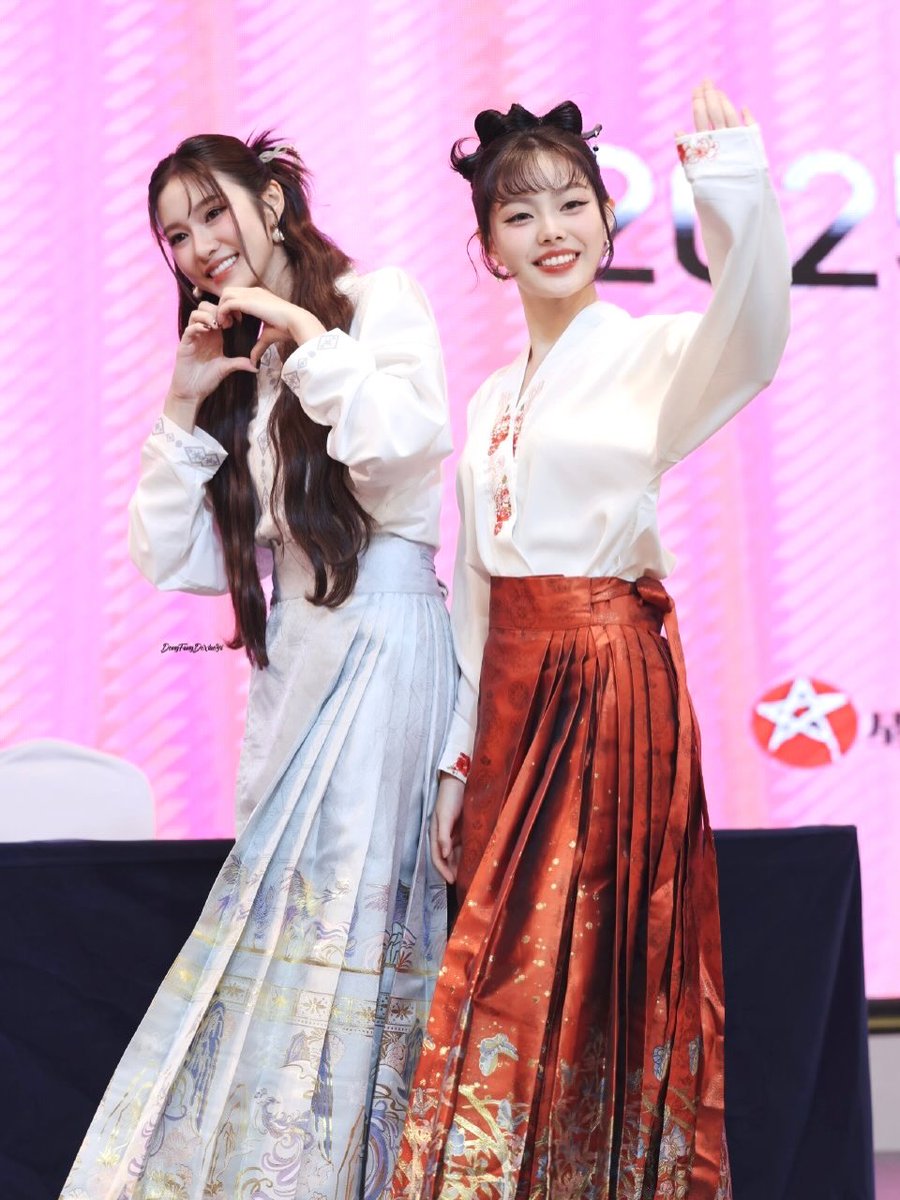 ArhoungPamPH's tweet image. [27.11.2025] • pam ig update ✨ 02

#ppammelar #ArhoungPam #อาฮ๋วงแพม