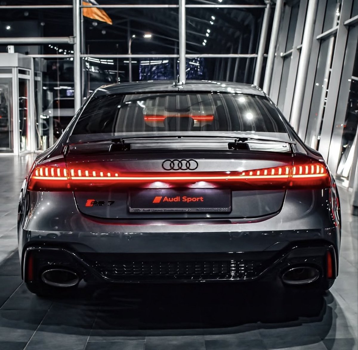 LUX Cars tweet media