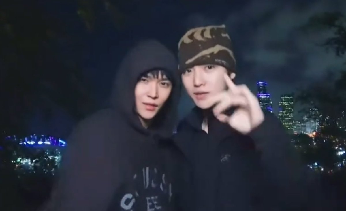 Rapper                                            Rapper's gf