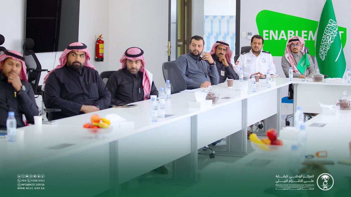ncecksa's tweet photo. في إطار الإرشاد البيئي، وبالتنسيق مع @modon_ksa، شارك @ncecksa في ورشة عمل بعنوان "الإرشاد البيئي بشكل عام وفي نقل المواد الخطرة بشكل خاص". وتناولت الورشة أساليب التخزين والنقل الآمن، وإجراءات الطوارئ، وطرق الحد من التلوث مما يعزز كفاءة الامتثال في المنشآت الصناعية. https://t.co/gKSXNridoQ