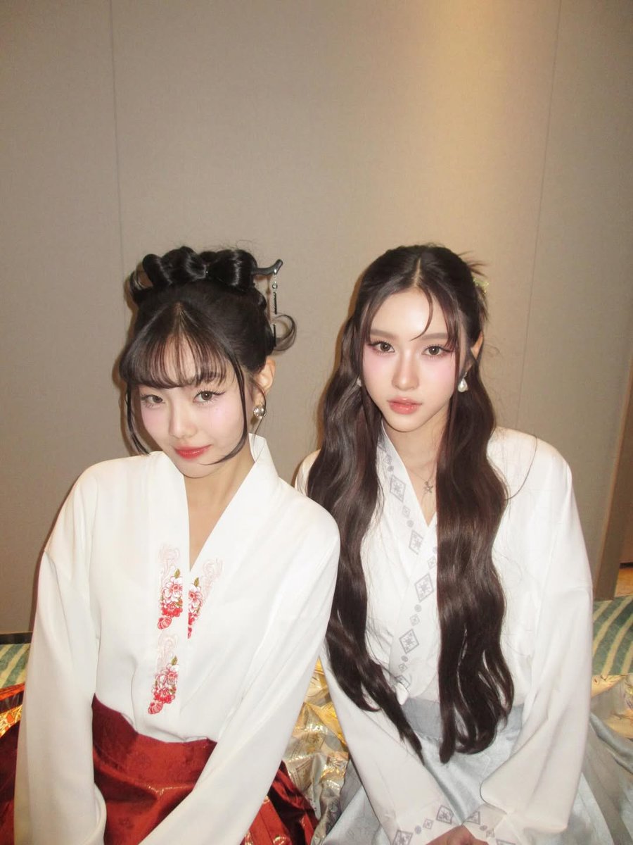 ArhoungPamPH's tweet image. [27.11.2025] • pam ig update ✨
Caption: See you all again !! 再见😍 #pamarhoungguangzhoufs

instagram.com/p/DRjvZlxEiRi

#ppammelar #ArhoungPam #อาฮ๋วงแพม