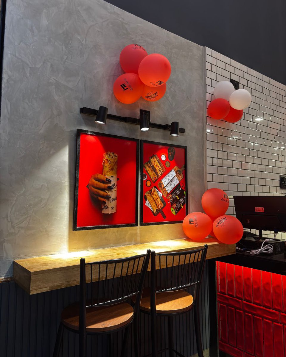 RollsMania20820's tweet image. नमस्कार किवळे!!
 Rolls Mania आलं आहे तुमच्या शेजारी!! मगं कधी येताय टेस्ट करायला?
📍Kiwale, Pune
Sr.No.39,SHOP NO.14,WING-B.VISION ARISTO,NEAR MUKAI CHOWK,VIKAS NAGAR,KIVALE,PUNE-412101, PUNE - PCMC
#rollsmania #newstore #pcmc #Kiwale #ravet