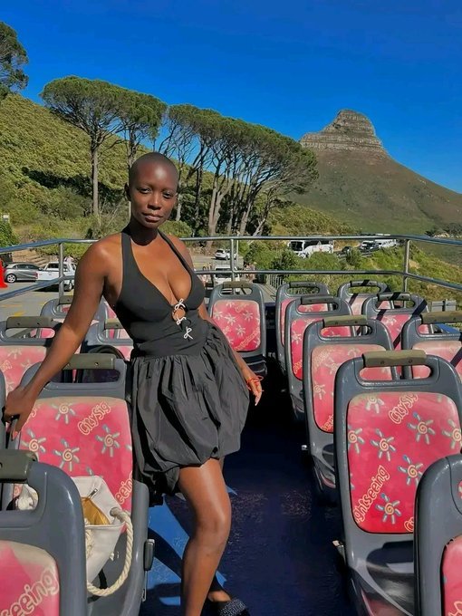 Is this your sister?😂