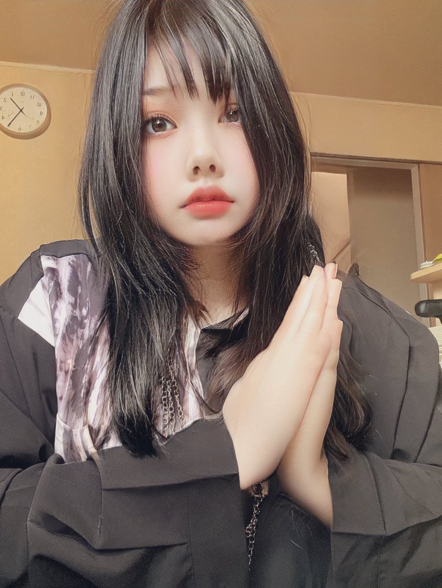 _straysheep_k's tweet image. 話しかけても怒らない人大募集‼️

条件はフォロバ希望とリプしてくれる人‼️

宗教とか政治とかはごめんなさいm(._.)m
後 出会わない系女子ですDM❌
おもろい人やったら嬉しいなぁꕤ︎︎·͜·

#闘病垢自己紹介カード 
#パニック障害 #DID #癌 #うつ病