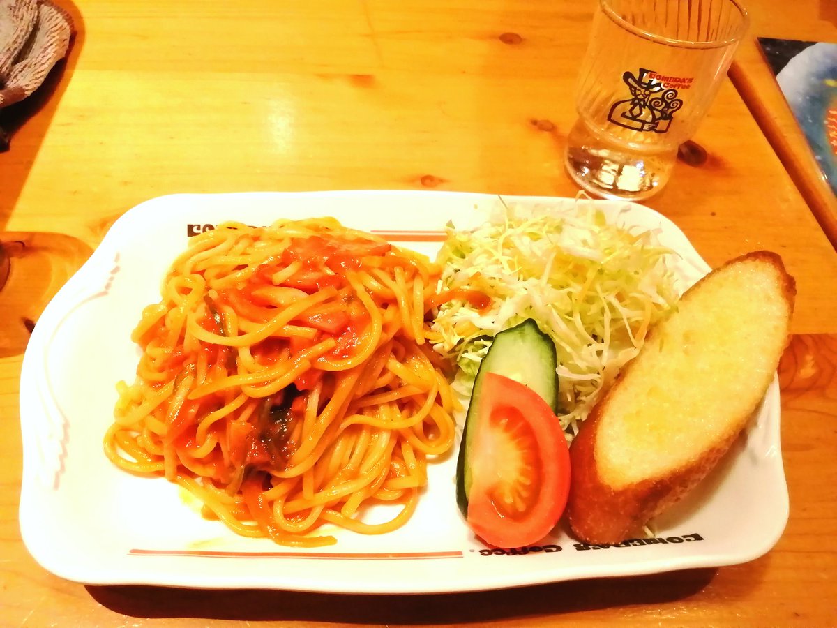 UeiBAlYoXq97892's tweet image. 旦那が「いつも大変だから、たまには夕飯別々の日があってもいいよ」という優しさに甘え、昨日は夕方からコメダ珈琲へ🚶‍♀️
執筆をして、夕飯にナポリタン食べてきました😊！（飲み物は夜なのでコーラです）コメダって居心地が良すぎますよね✨集中できて、執筆も進みました！
#webライターと繋がりたい