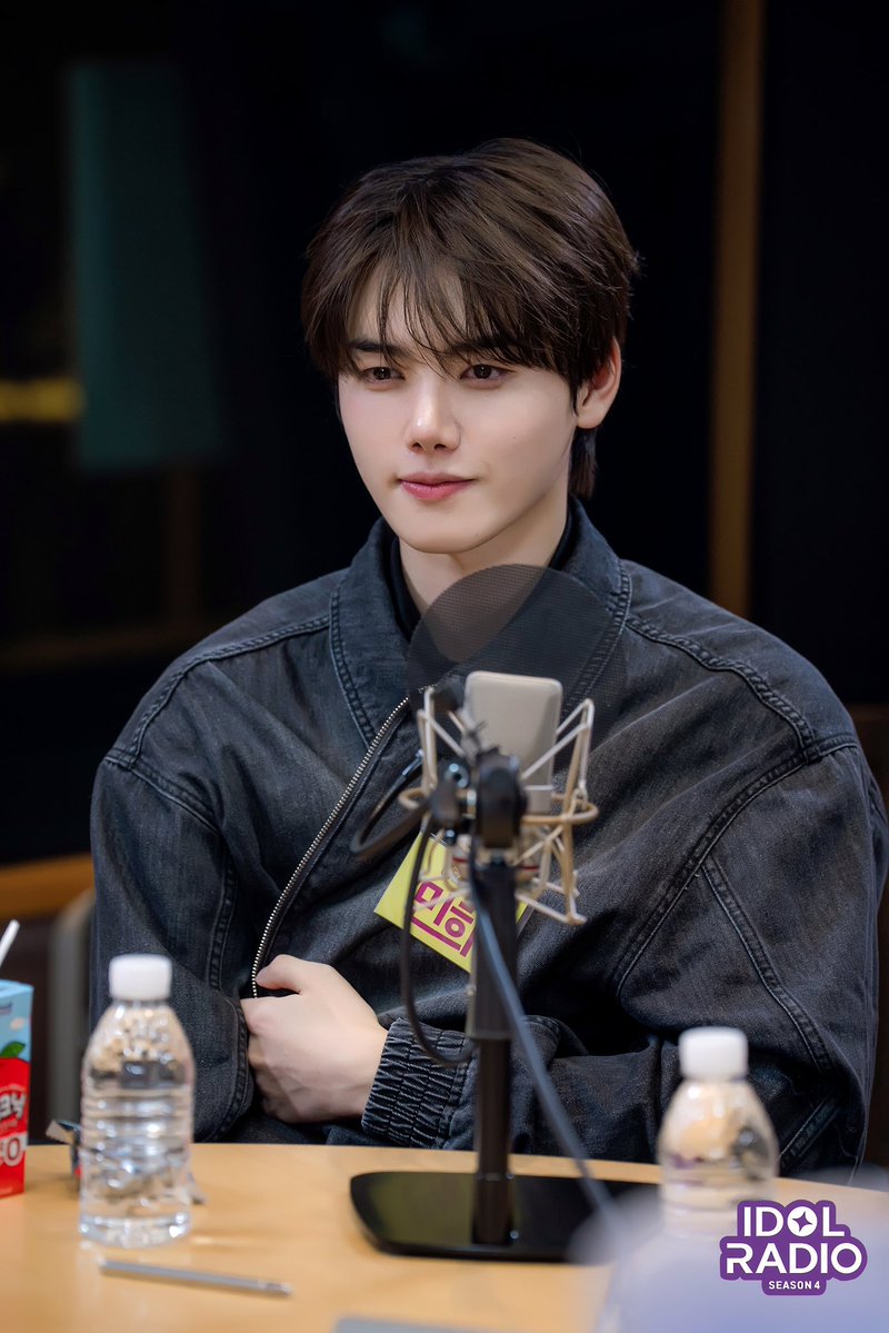 oh he was feeling cold 😞😞😞