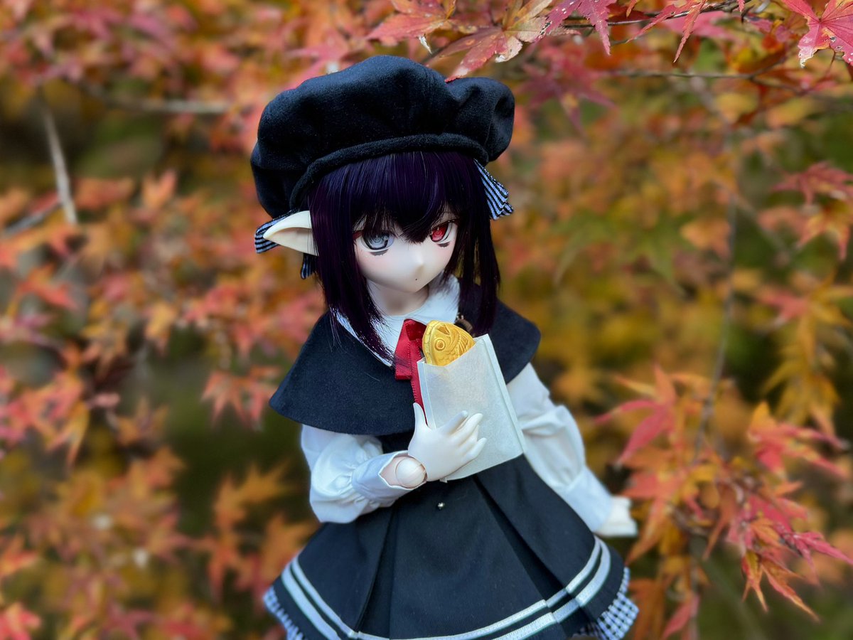 amauta1lu's tweet image. 「…買ってくれてありがとうございます。
そんなに見てもあげませんよ？」

#おぺちゃんこ
#MDDはいいぞ