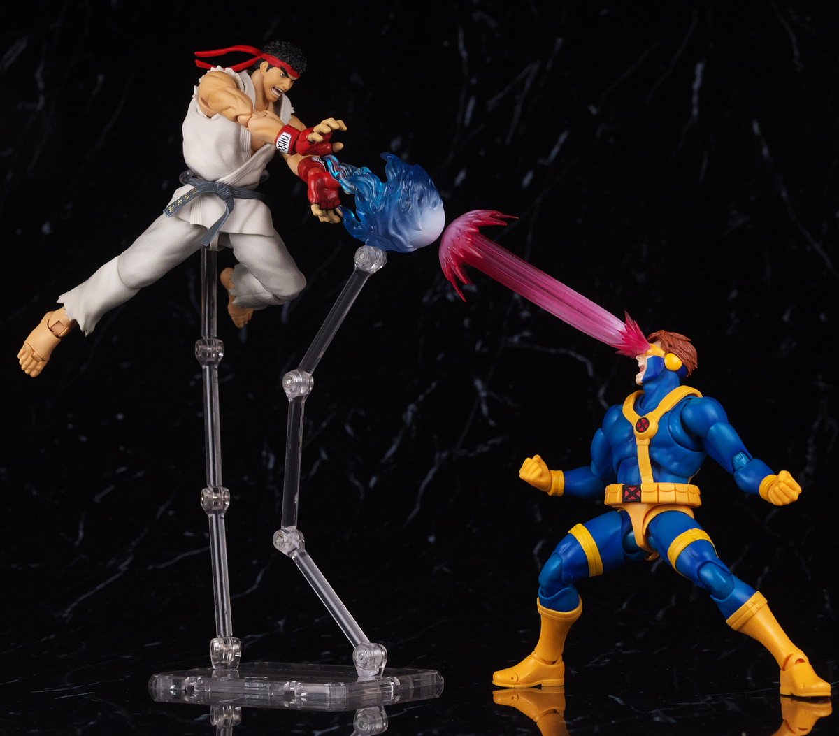 フィギュアーツ　サイクロップス