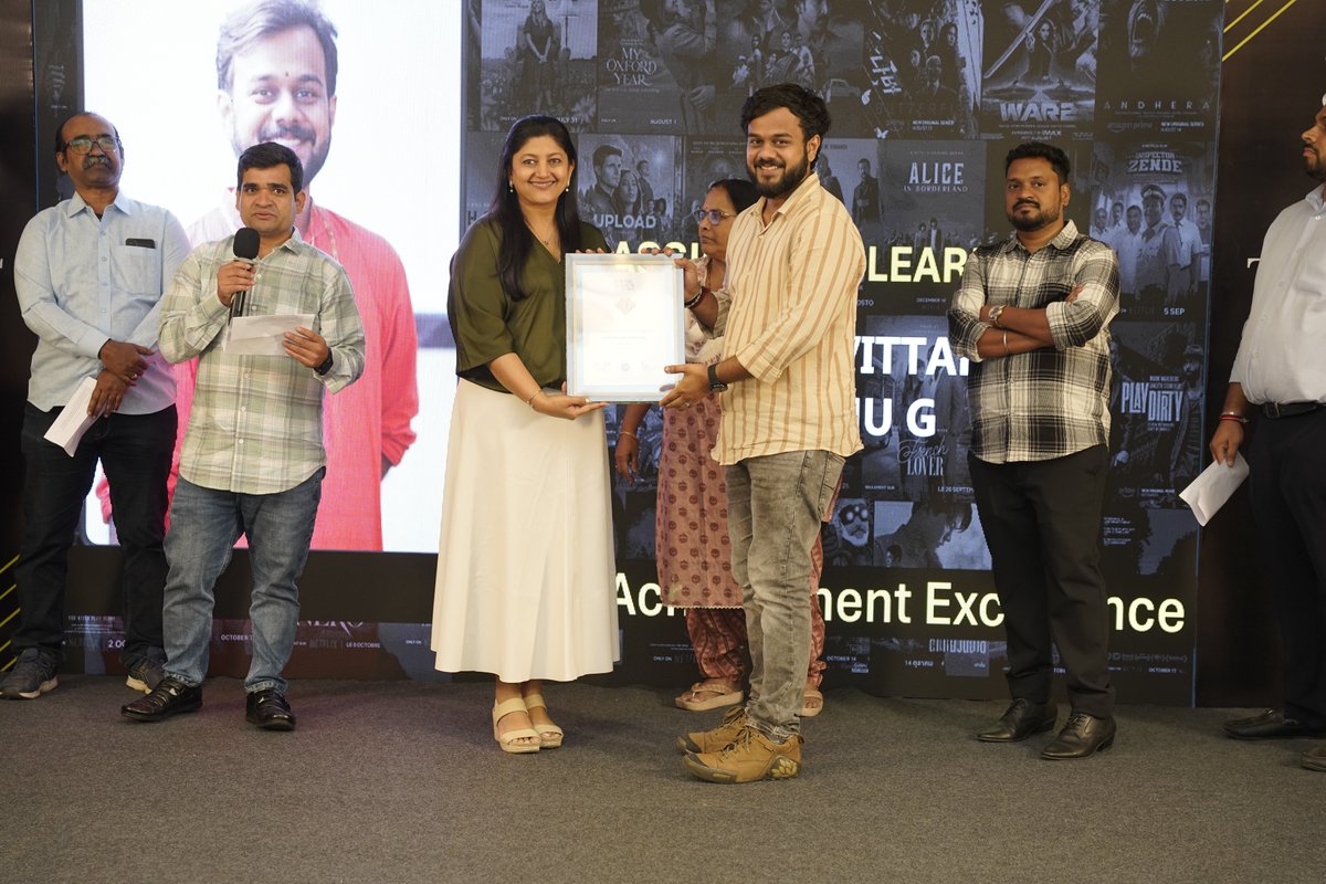 soundnvisionsts's tweet image. Congratulations, Athul Vittal Prabhu G, on winning the Value Award for Passion for Learning! Your eagerness to learn and grow makes a lasting impact every day and your commitment to knowledge lights the path for others!

#SVSAwards #Passionforlearning #SoundAndVisionStudios