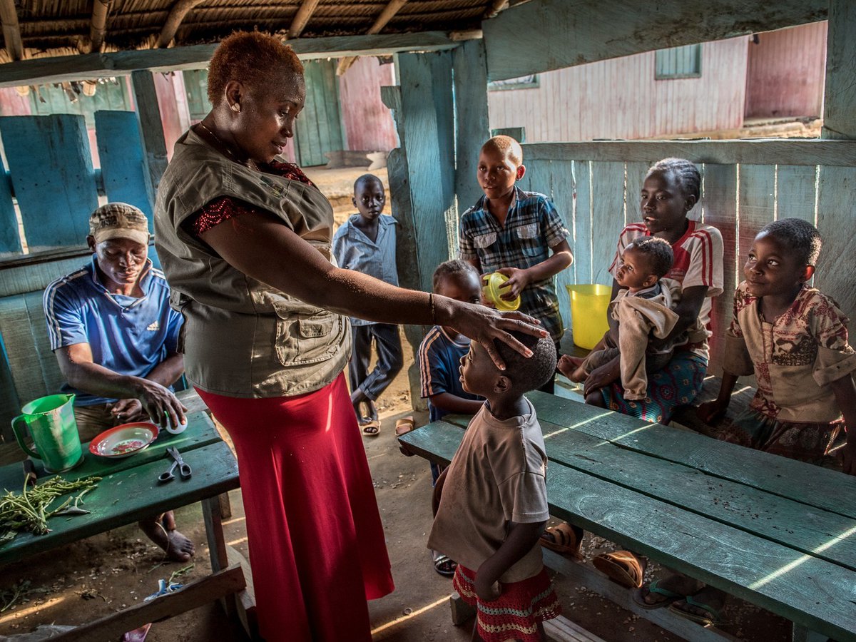 Jhpiego's tweet image. Stronger health systems lead to healthier communities. 

Jhpiego is committed to building healthcare foundations that reach every person, everywhere. jhpiego.org/areas-of-exper…