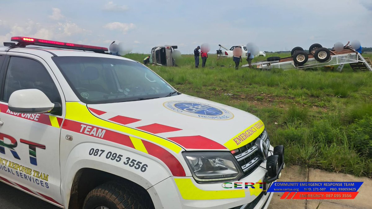 _ArriveAlive's tweet image. Motor vehicle collision on the M26 near Gerhardsville, on the outskirts of Centurion.

arrr.co.za/GdtYp

#ArriveAlive #RolloverCrash #CertSA