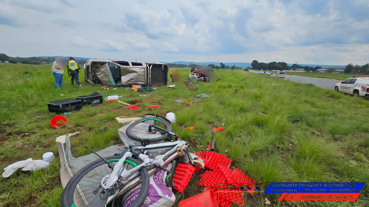 _ArriveAlive's tweet image. Motor vehicle collision on the M26 near Gerhardsville, on the outskirts of Centurion.

arrr.co.za/GdtYp

#ArriveAlive #RolloverCrash #CertSA