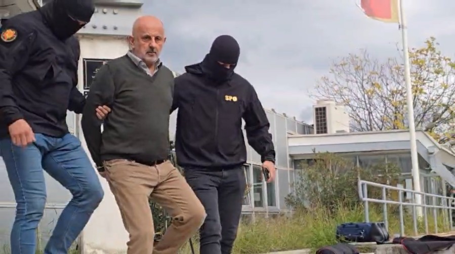 RTCGme's tweet image. Uboviću i Kovačeviću produžen pritvor za još dva mjeseca
rtcg.me/hronika/783548…