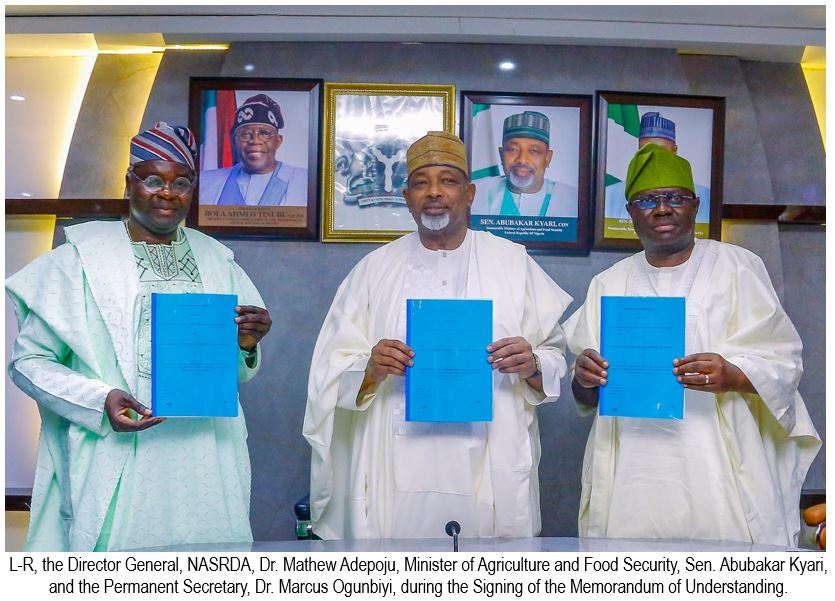 FmardNg's tweet image. @SenatorAKyari has launched a White Paper outlining Nigeria’s national strategy for compliance with the European Union Deforestation Regulation (EUDR). The regulations would ensure that Agric exports are traceable, legally produced...

For more details:
agriculture.gov.ng/fg-unveils-whi…