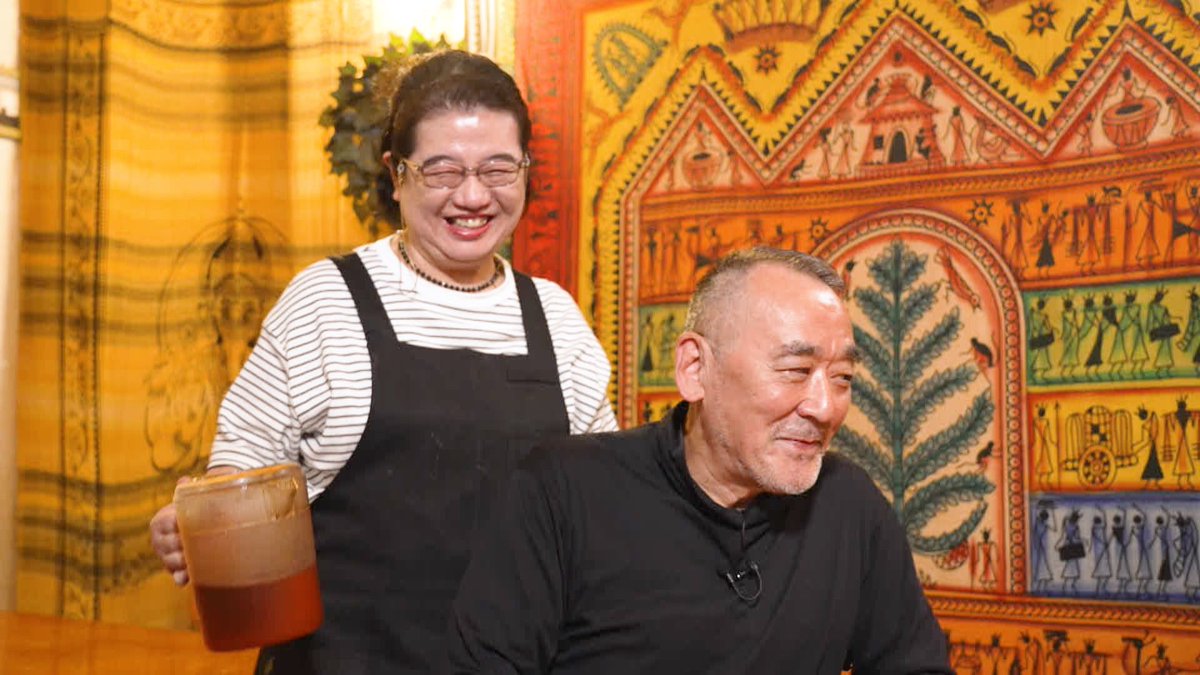 goofy3144's tweet image. #木曜企画 今夜は、健ちゃんが20代の頃よく通っていた中華風家庭料理『Yamaのuchi』さんを訪問💨
昔話に花を咲かせつつ懐かしい味を堪能します🥢

撮影スタッフにも終始笑顔で接して下さった山之内オーナーご夫妻。やはり人気の秘密は味と素敵なお人柄ですね😊

#三宅健 

▶️ youtu.be/cXLSPfut9x8