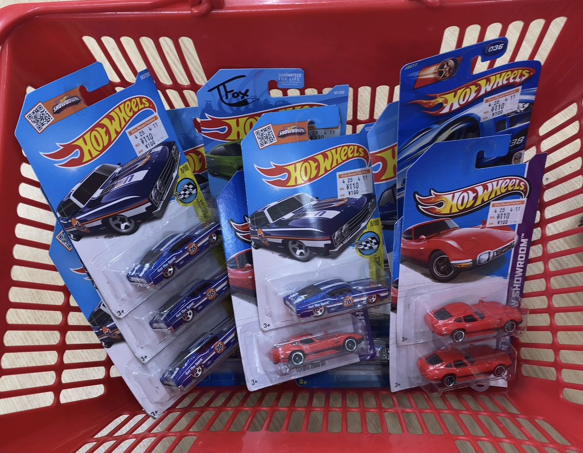 今、ヤバくてこれ 話によると今日だけでホットウィールが約500台入っ