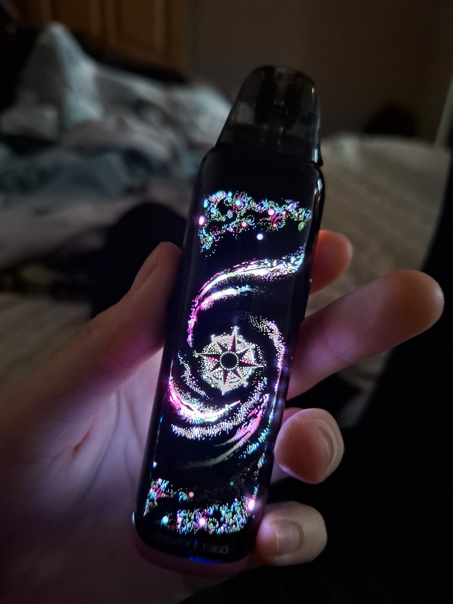 ha4distic's tweet image. new vape!
