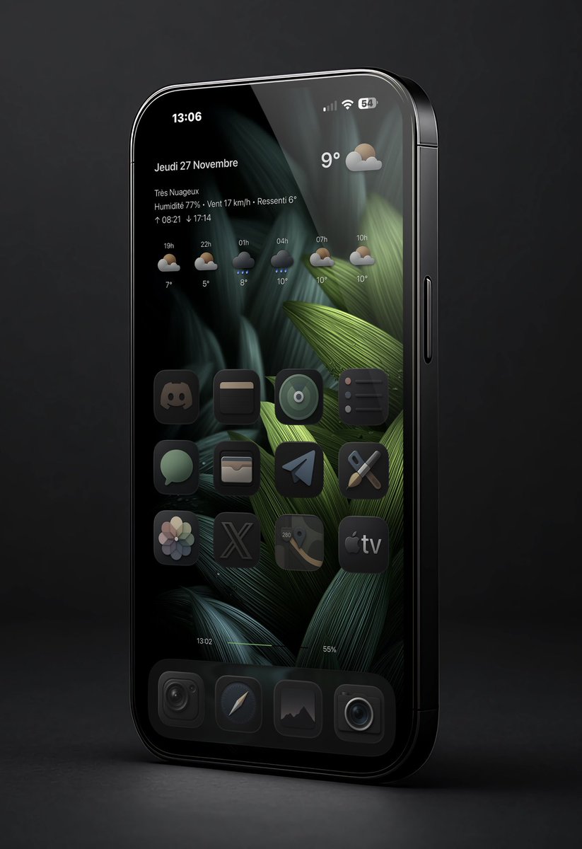 TeboulDavid1's tweet photo. Thursday iOS26 setup with mLite app, #noirOS icons and #WeatherDock script β₯οΈ https://t.co/Ox51U2nNOm
