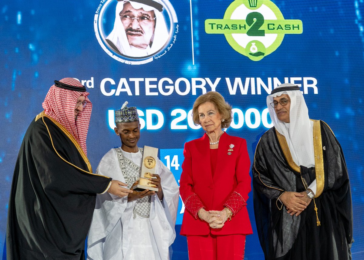 Proud to announce that our project Zero-Plastic Oceans (ZEPO) has won the 2024 Prince Talal International Prize for Human Development! 🌍💚

A heartfelt thank you to AGFUND for believing in grassroots impact.

#AGFUNDPrize #SDG14 #eTrash2Cash #ZeroPlasticOceans 🌊♻️