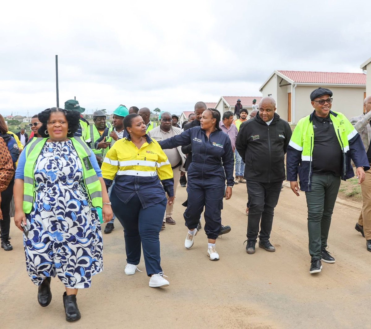 hleki90's tweet image. The Human Settlements project in Mdantsane aimed at contributing torwards the upgrading of informal settlements within the Metro

#HousingTheNation