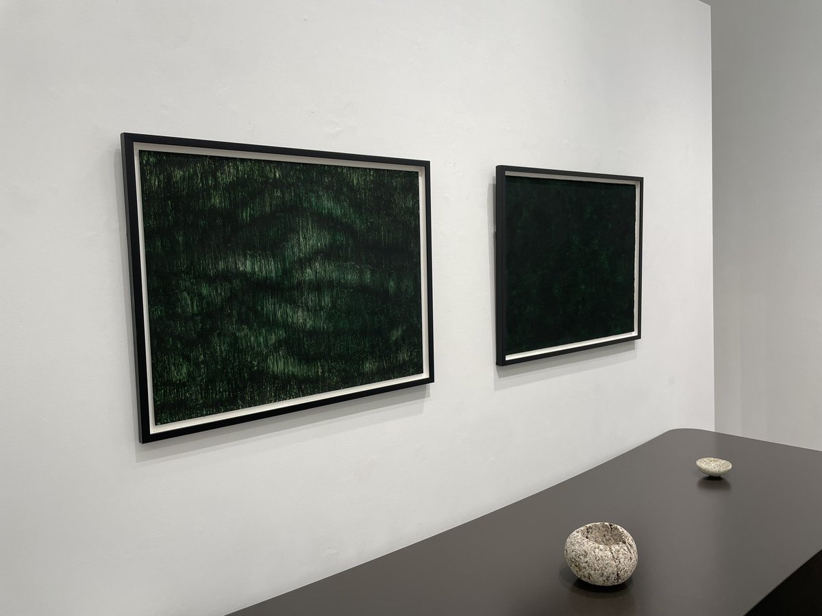 恩師の展示を見に赤坂に行ってきました
古美術長野というギャラリーで、作品以外の小物や建物までオシャレでした