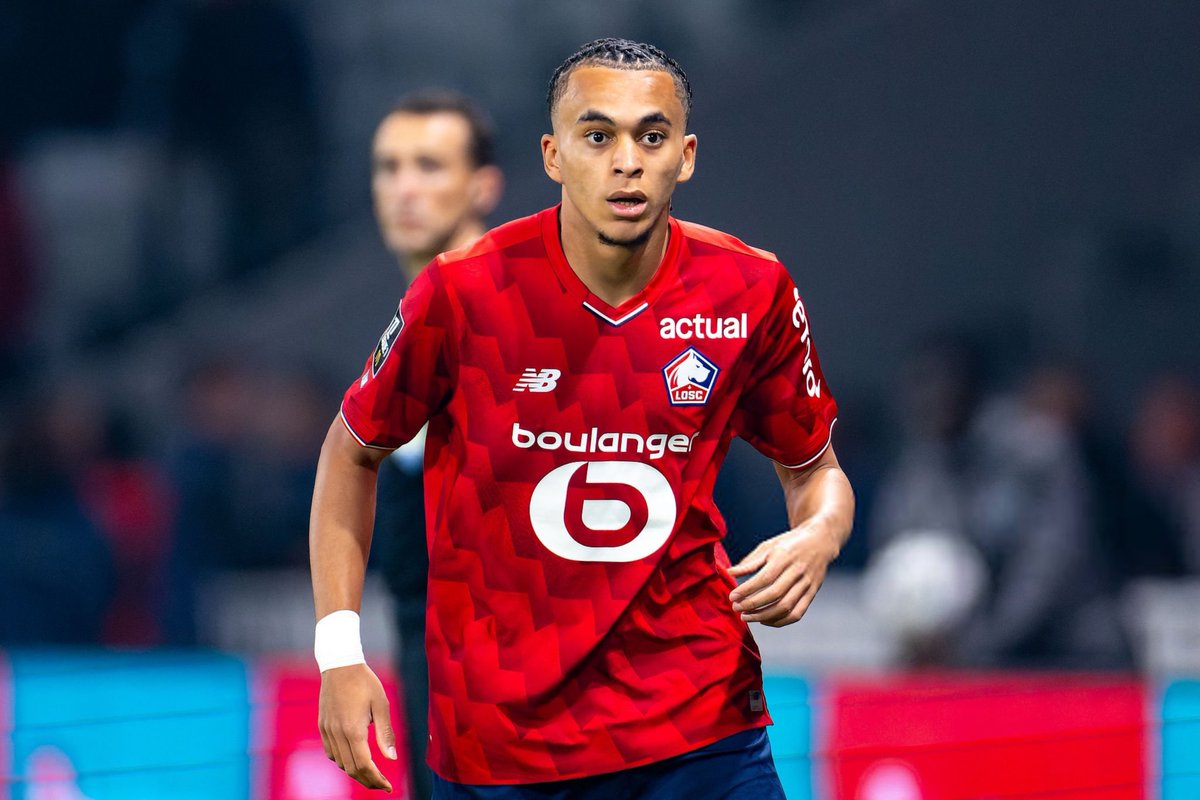 VibesFoot's tweet image. 🔴 𝗘𝗧𝗛𝗔𝗡 𝗠𝗕𝗔𝗣𝗣𝗘́ 𝗥𝗘𝗠𝗣𝗟𝗔𝗖𝗘 𝗧𝗘𝗠𝗣𝗢𝗥𝗔𝗜𝗥𝗘𝗠𝗘𝗡𝗧 𝗔𝗟𝗘𝗫𝗦𝗔𝗡𝗗𝗥𝗢 (𝗕𝗟𝗘𝗦𝗦𝗘́) 𝗗𝗔𝗡𝗦 𝗟𝗔 𝗟𝗜𝗦𝗧𝗘 𝗨𝗘𝗙𝗔 𝗗𝗨 𝗟𝗢𝗦𝗖 𝗣𝗢𝗨𝗥 𝗟𝗔 𝗟𝗜𝗚𝗨𝗘 𝗘𝗨𝗥𝗢𝗣𝗔 ! 🔄

Le club a aussi confirmé Thomas Sajous à la place de Marc-Aurèle Caillard.