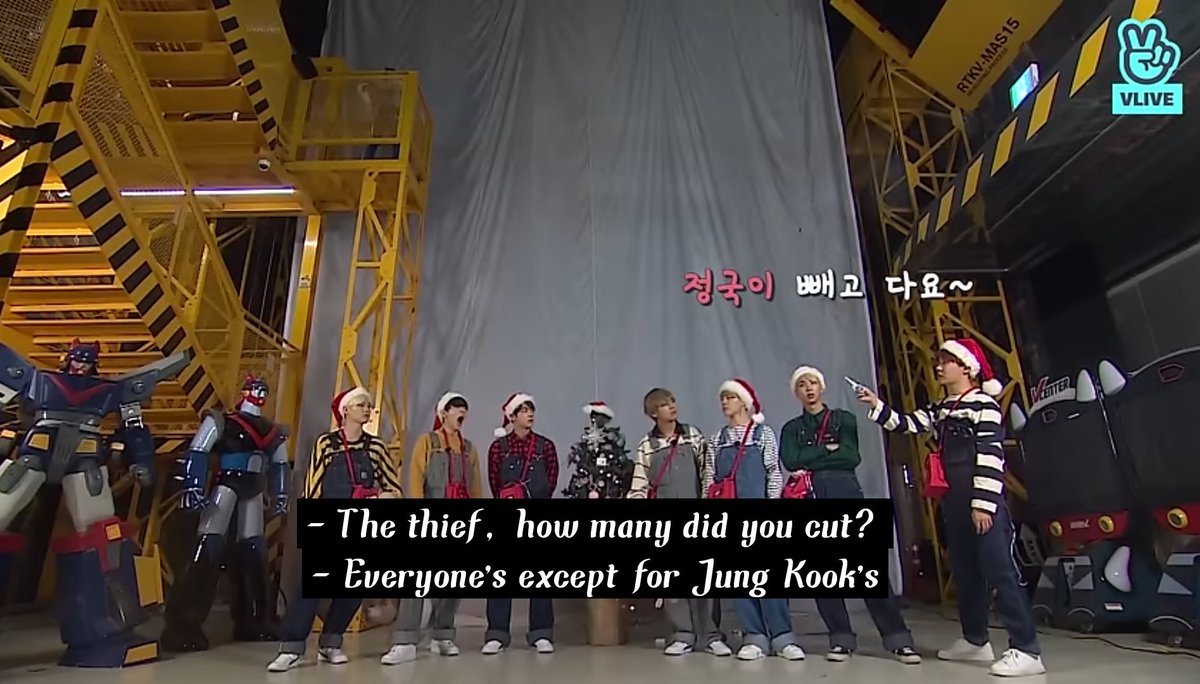 RaqibaNaz's tweet image. Dalleyeora Bangtan! This was so funny 😭😭😭

youtu.be/nJjlIbTbxUU?si…

Santa Bangtan with Pigdolph, a Christmas episode! I also get to see new aspect of Hobi, everyone was scared of thief/spy him. I really laughed alot, they are sooo cuteeeee!! 

#RunBTS #RunBTS_ep32