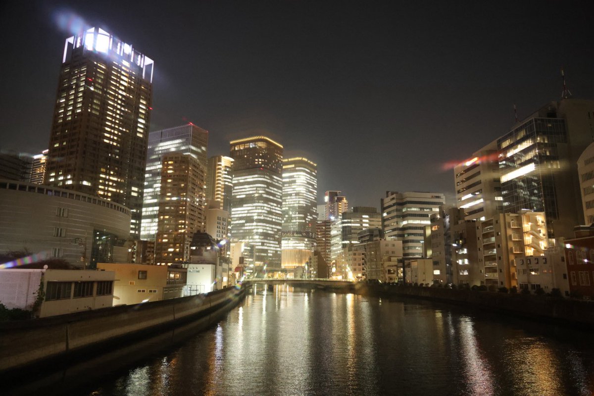 osakabuffaloes's tweet image. 夜景フィルター 比較

広角編 24mm

順番に

Kenko ブラックミスト No.1
Kenko ブラックミスト No.5
Kenko デュート Duto 
marumi シルキーソフトB

EOS R6 Mark III
RF24-105mm F4 L IS USM

#eosr6mark3