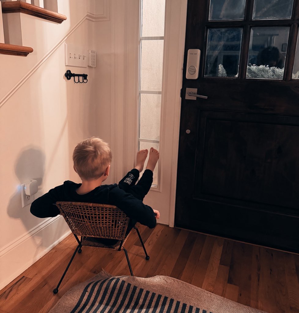 mattvanswol's tweet photo. Happy Thanksgiving!!!

My son has been up since the crack of dawn waiting for everyone to arrive ❤️ https://t.co/CPfebQoP9f