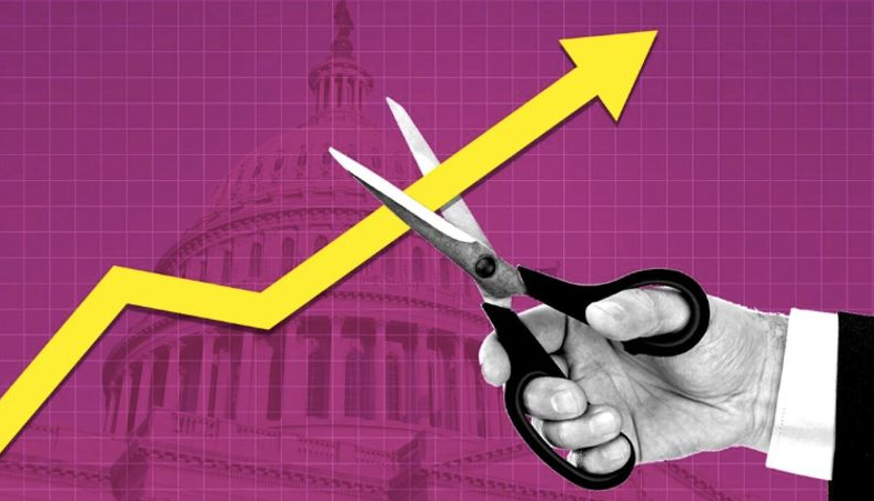 garganirudh's tweet image. The Great Rate-Cut Reset: Liquidity Is About to Rewrite India’s Market Map 🚀

A rate cut isn’t just a policy move.
It’s a reset button.

And this time, the reset is big.

Global central banks are finally stepping off the brake. Yields are cooling. Inflation is bending. Liquidity…