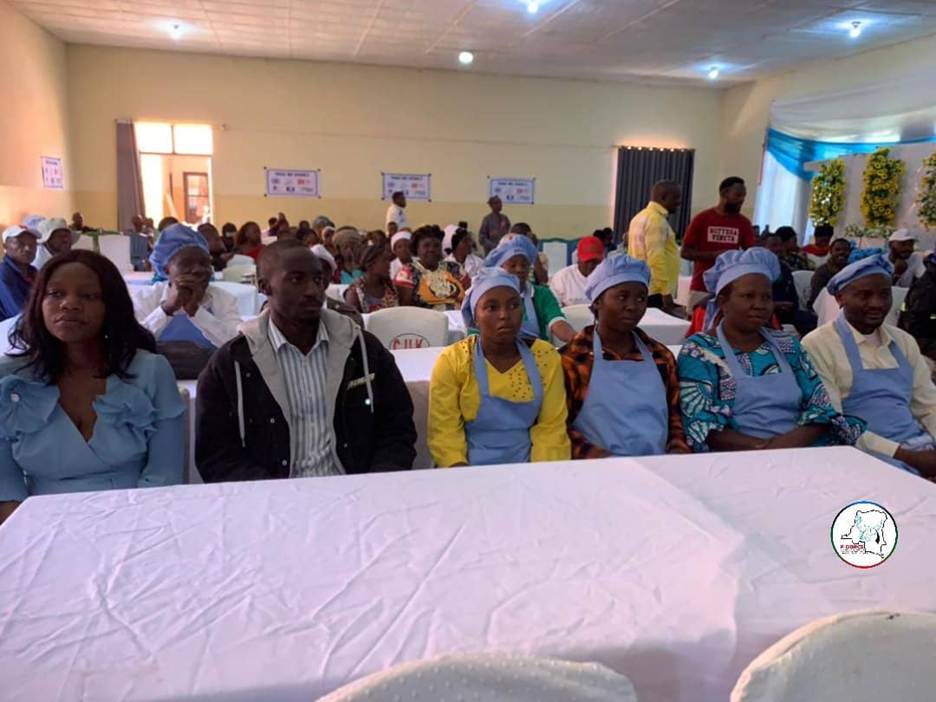 pddrcs's tweet image. #BUTEMBO : LE #PDDRCS REMET LES KITS DE RÉINTÉGRATION AUX EX-COMBATTANTS ET JEUNES À RISQUE, BÉNÉFICIAIRES DU PROJET MUDA WA AMANI II
@Presidence_RDC @PrimatureRDC @VPMDefenseRdc @PDDRCSNK
pddrcs.cd/butembo-le-p-d…