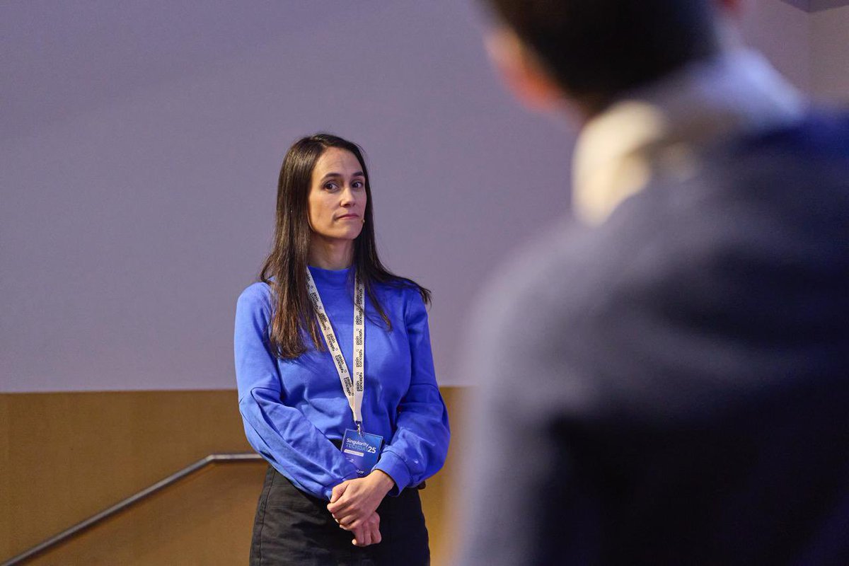 plainconcepts's tweet image. Ana Escobar y @jorge_magic nos han presentado “Intel rumbo hacia una #IA sostenible” 💥
Han compartido una de las innovaciones más relevantes de Intel para afrontar uno de los grandes retos actuales de la IA: la sostenibilidad. 🌱🤖

#STechDay2025bcn 🚀