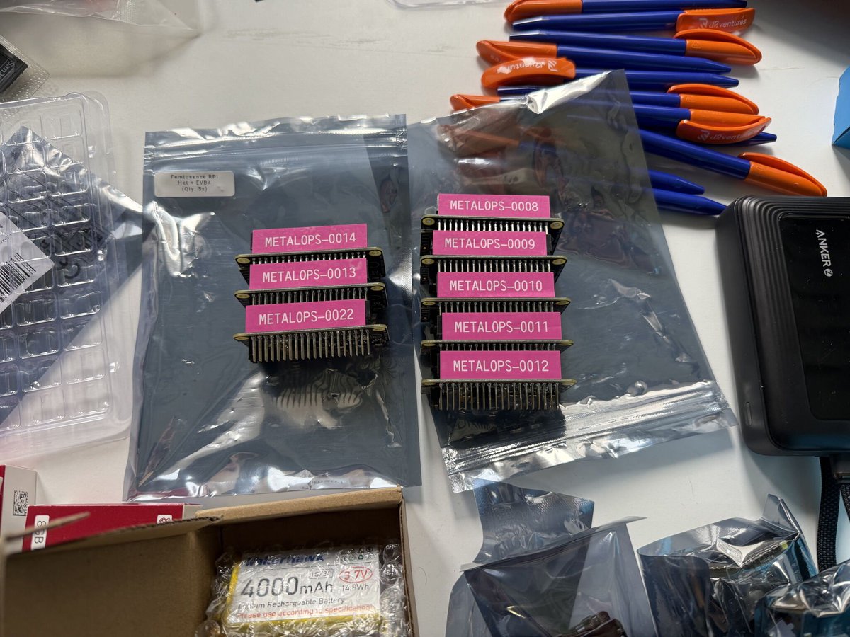 Femto_AI's tweet image. We’re thrilled to partner with Code Metal to offer femtoAI SPU-001 as a hardware platform for real-time on-device.✨

Keep building!🚀