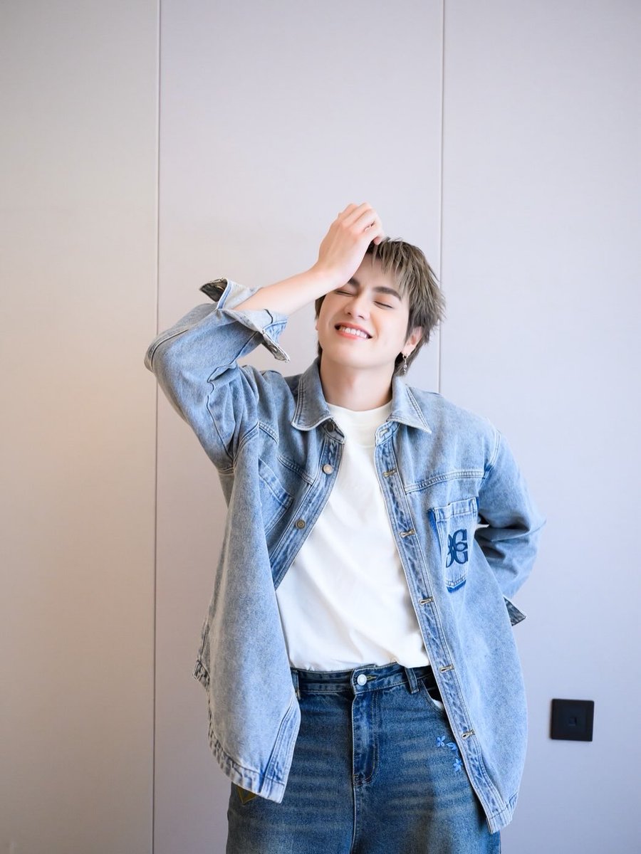 AuralisLatam's tweet image. 📍 Actualización de Smart en IG

🔗instagram.com/p/DRjwvadidSW/…

#smartchisanupong #CSNP @smart_csnp