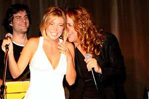 cateblanchts's tweet image. a Ana carolina tem a chance de fazer algo muito engraçado