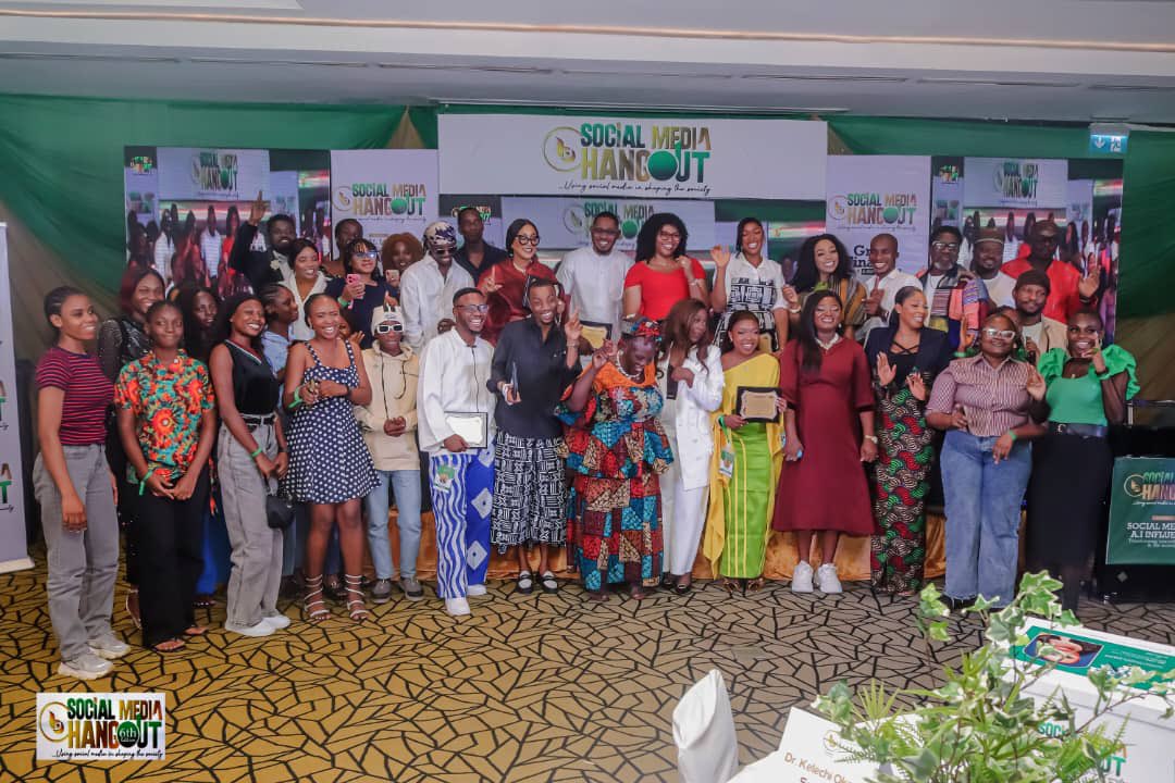bsmhangout1's tweet image. What a spectacular success! The #BodexSocialMediaHangout stood as a testament to what happens when vision meets execution. 
The energy was high, the conversations were rich, and the entire environment radiated beauty and brilliance.

#awardees #DigitalCommunity #BodexExperience