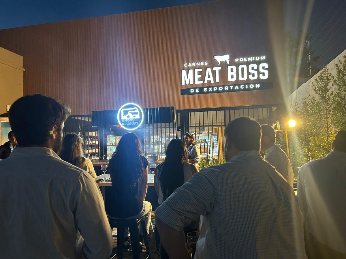 Junto a Meatboss y la mejor carne certificada de Frigorífico Las Moras🥩disfrutamos de nuestra primera Masterclass.
Gracias a todos los que nos acompañaron, los esperamos el próximo miércoles para seguir descubriendo los mejores sabores de <a href="/carneangusuy/">carneangusuy</a>