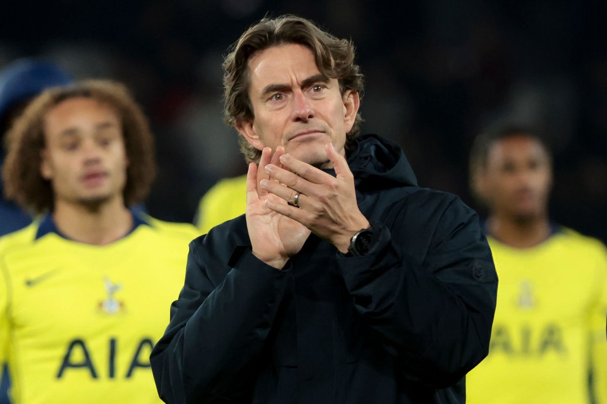 VibesFoot's tweet image. 🔴 Thomas Frank 🇩🇰 : « 𝗟𝗘 𝗣𝗥𝗢𝗖𝗛𝗔𝗜𝗡 𝗕𝗔𝗟𝗟𝗢𝗡 𝗗&apos;𝗢𝗥 𝗦𝗘𝗥𝗔 𝗔̀ 𝗡𝗢𝗨𝗩𝗘𝗔𝗨 𝗨𝗡 𝗝𝗢𝗨𝗘𝗨𝗥 𝗗𝗨 𝗣𝗦𝗚. 𝗖𝗘 𝗦𝗘𝗥𝗔 𝗩𝗜𝗧𝗜𝗡𝗛𝗔. 💫🇵🇹

𝗟𝗲 𝗺𝗲𝗶𝗹𝗹𝗲𝘂𝗿 𝗺𝗶𝗹𝗶𝗲𝘂 𝗱𝗲 𝘁𝗲𝗿𝗿𝗮𝗶𝗻 𝗱𝘂 𝗺𝗼𝗻𝗱𝗲 et il sera le prochain Ballon d&apos;Or. 𝗤𝘂𝗲𝗹…