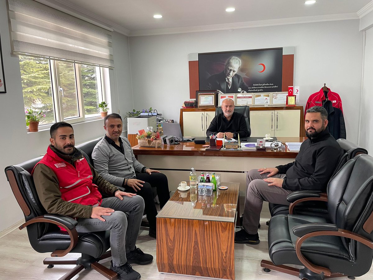 Tunceli Ticaret İl Müdürü Kayahan Topal bey Müdürlüğümüzü ziyaret ettiler. Nazik ziyaretleri için kendilerine teşekkür ederim.
<a href="/kayahan_topal/">kayahan topal</a>