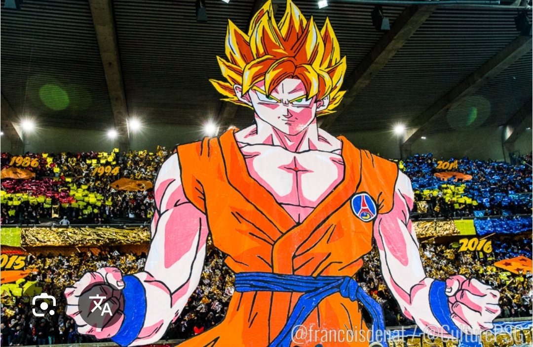 Parisien88off's tweet photo. Ces 4 tifo ont fait le tour du monde en terme de buzz mais continuez à mentir et faire des tifo étendoir à linges dont tout le monde s'en branle. https://t.co/T6RNJlZbMN