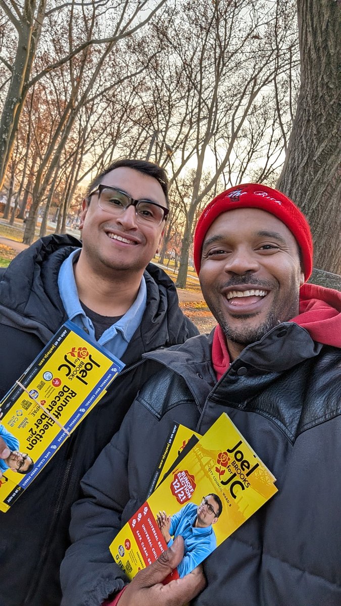 JoelBrooks4JC's tweet image. Thank you @nycDSA friends for coming out last weekend! 5 more days until the Dec 2 runoff election, and this upcoming weekend is our last chance to talk to #jerseycity voters. 

Sign up here to phonebank:
jakeandjoel.carrd.co
