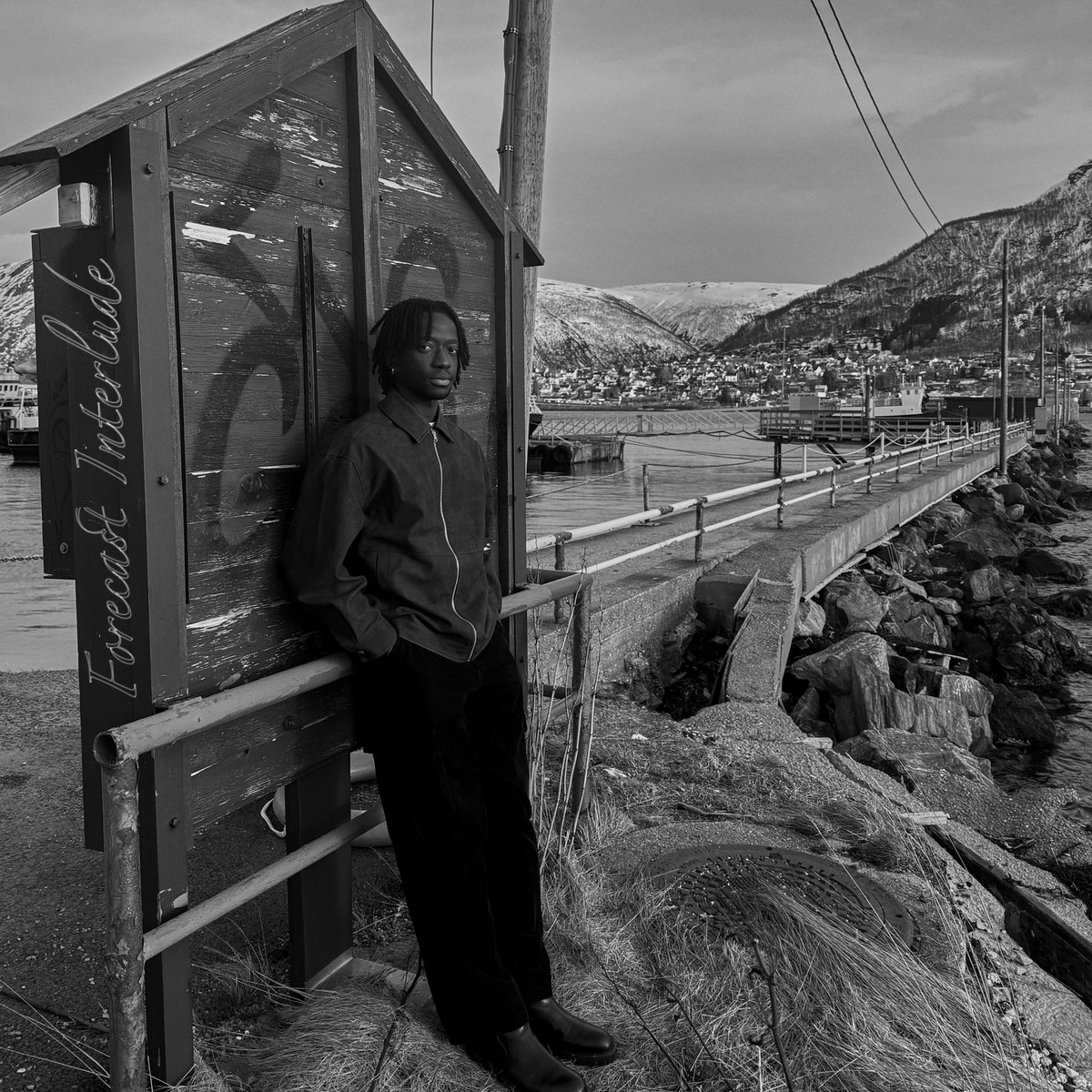 Onesanayole's tweet image. Somewhere between what was and what’s next… Forecast Interlude Ep out 12/12/25 unitedmasters.com/m/forecast-int…. #Onesan #NewMusic #EPTease #ComingSoon