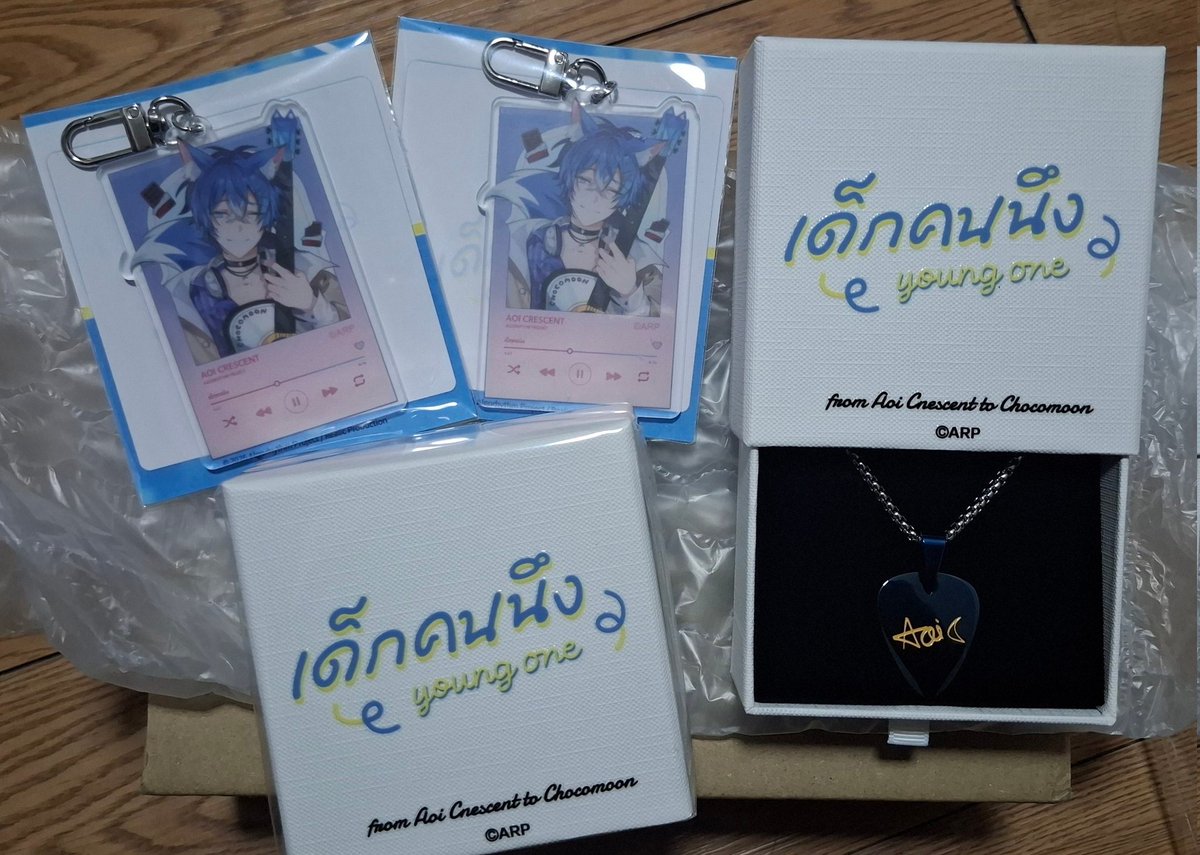 CasperWiKnBP's tweet image. กู้ดส์ young one ของพี่โอ้ยคือดีมากกก สวยมากกกก และก็ชอบมากๆๆด้วย รับรู้ได้เลยว่าพี่ใส่ใจมากๆ ผ้มน้ำตานองหน้าา 🥹🥹😭😭
ช็อกโกมูนคนนี้หัวใจพี่โอ้ยครับ 🫶🫶🫶🫶
#YoungOne_ARP #AoiCrescent
#ARProject #VtuberTH
#วัตถุมงคลวัดป่าARP