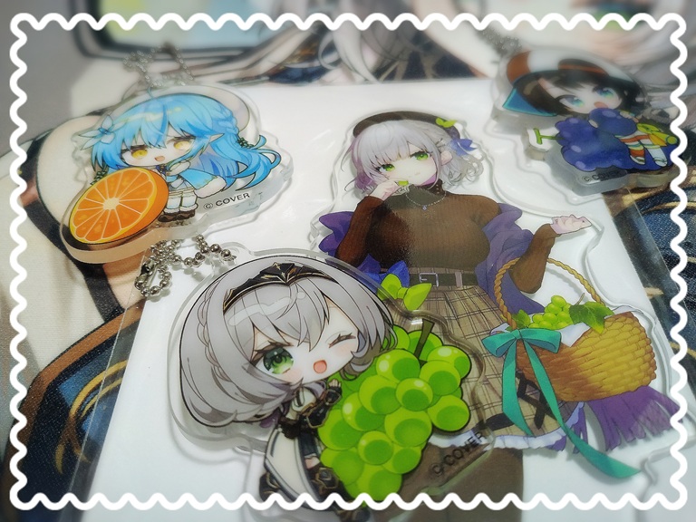 セブンコラボの #BIG3 🍊🍇
ランダムアクキーは３つ買ったらストレートに揃ってくれた✌
あとはビッグなアクスタ待ち🥰