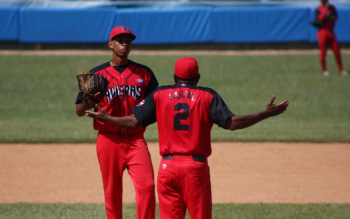 britaalberteris's tweet image. Destituido Manager de las Avispas en medio de la #64SNB! 5 partidos han perdido a causa del Jugador Impropio...#SantiagodeCuba