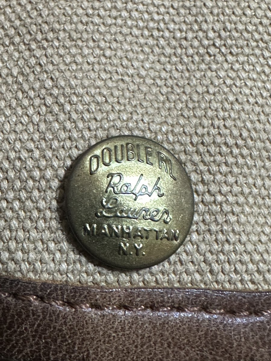 今履いてみたらサイズバッチリで売りたくなくなってきましたダブルRL