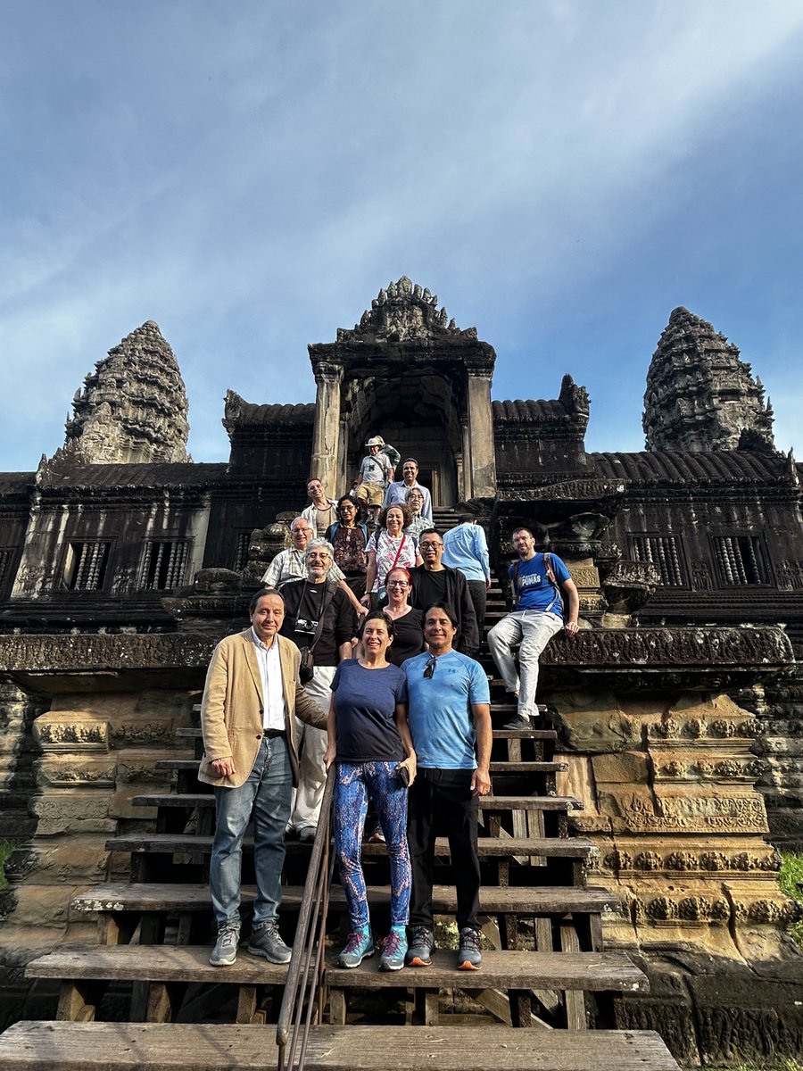 MalariaatUtah's tweet photo. So privileged to be part of the teaching faculty at IUIS ImmunoCambodia. A wonderful group of trainees and faculty focussed on arbovirus immunology in an unbelievable setting @iuis_online @Immunopaedia @PasteurCambodia https://t.co/mMTVwwe7WA